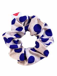 Scrunchie blue dots